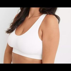 Aeri semeless ribbed bralette. So soft and ribbed